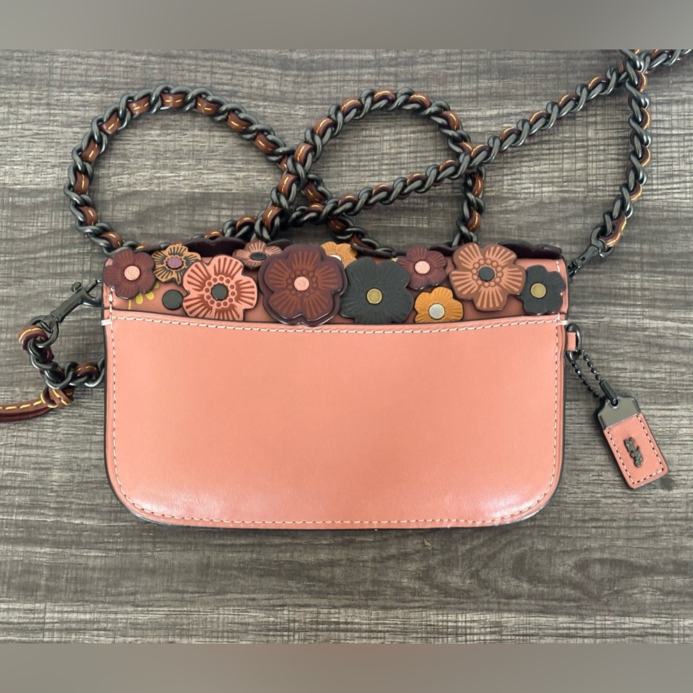 EUC Coach Clutch with Tea Rose Appliqué - Picture 6 of 14